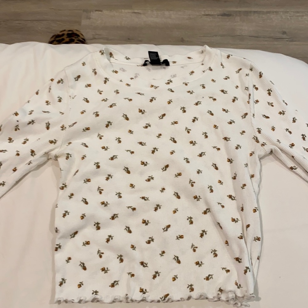 Flower white long sleeve